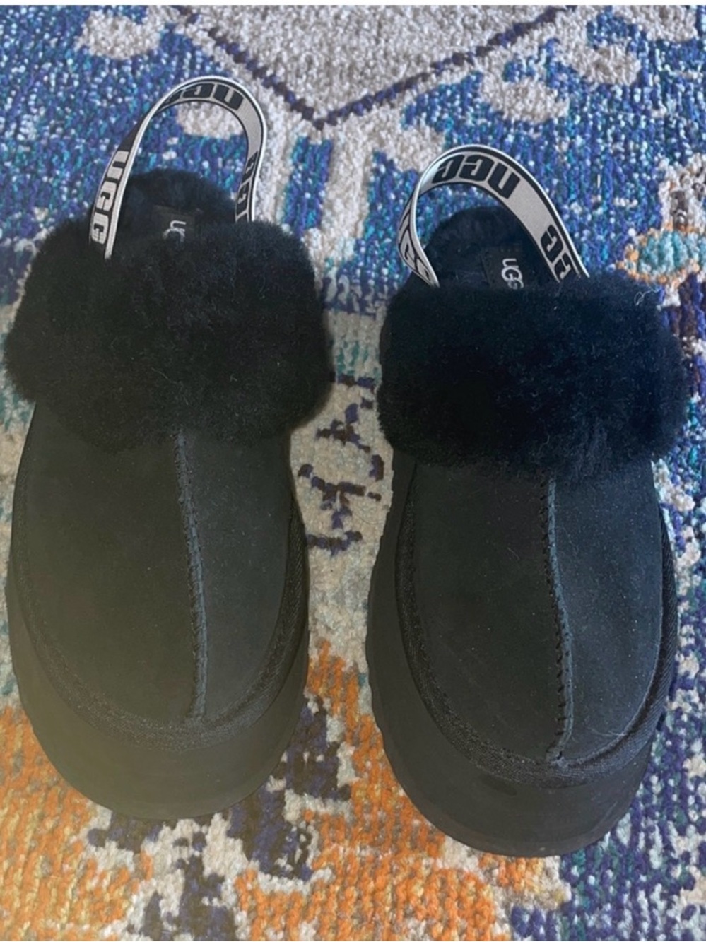 Ugg platform Shoes